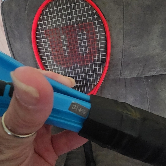 Wilson TWO Tennis Rackets - Picture 8 of 14